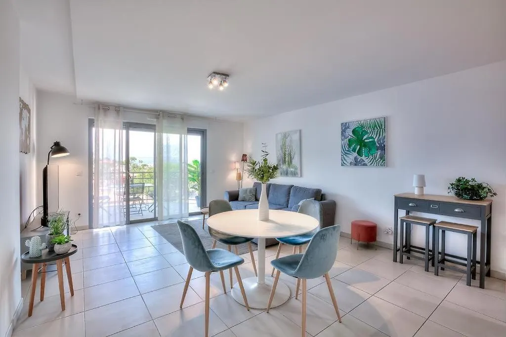 2Bedrooms, Théoule-sur-Mer